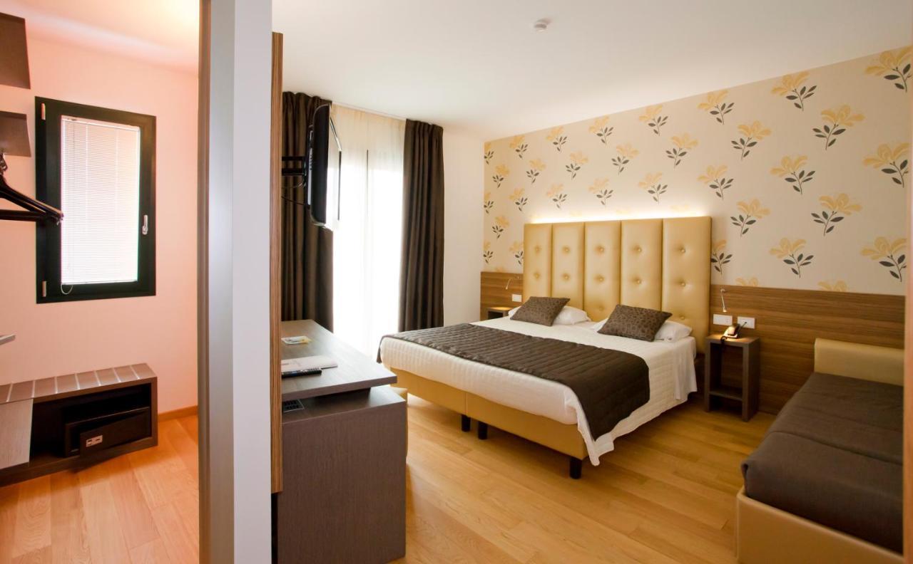 Hotel Marco Polo Lido di Jesolo Buitenkant foto