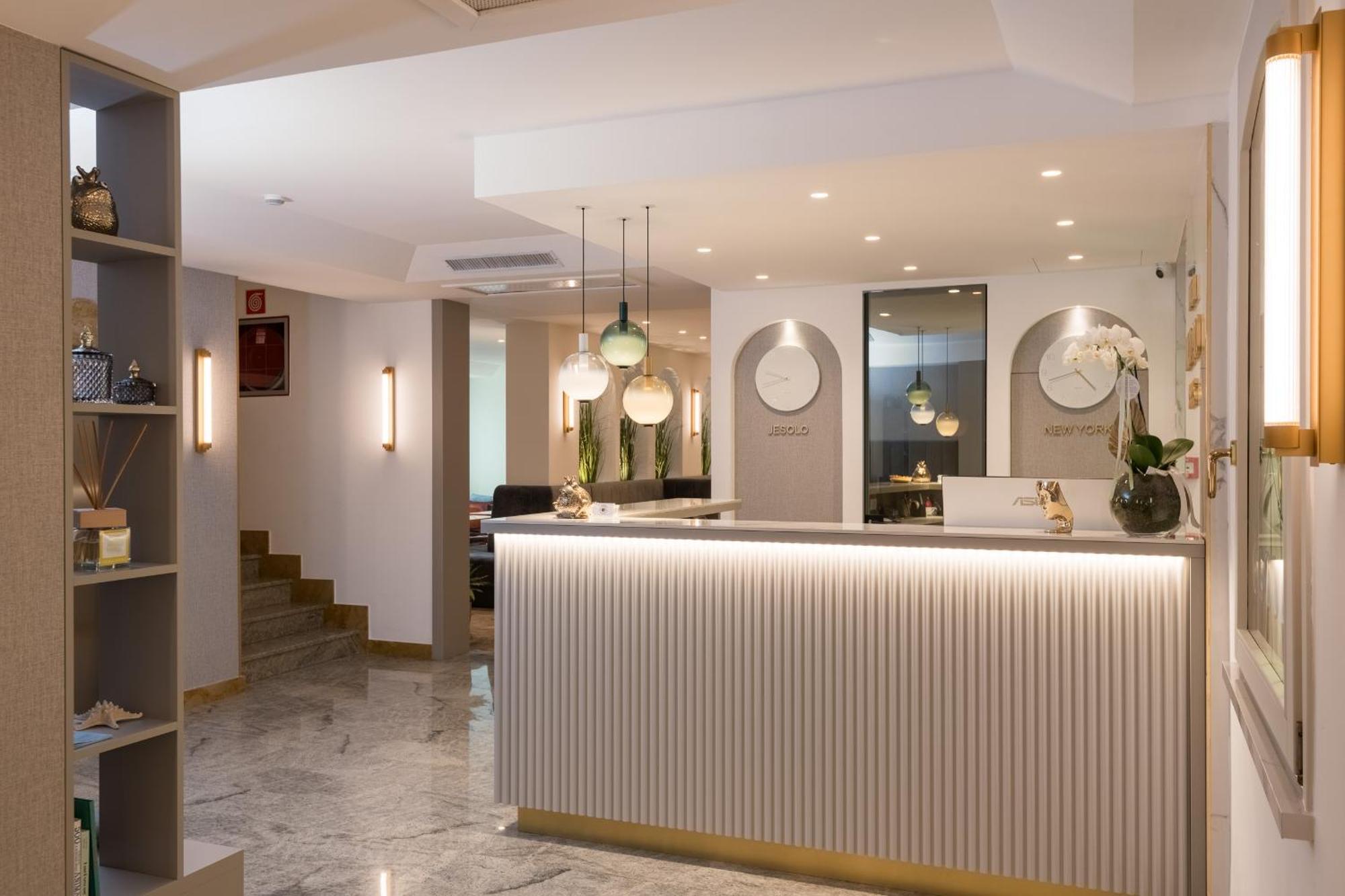 Hotel Marco Polo Lido di Jesolo Buitenkant foto